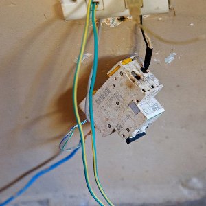 Kubanische Elektrik...... Werner Marks